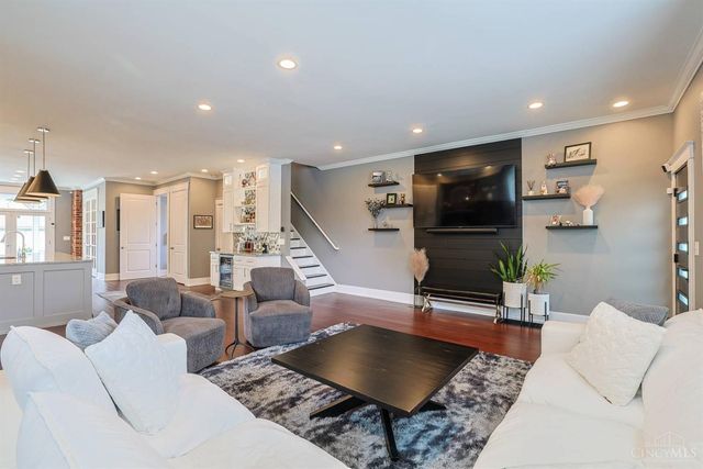 4514 Plainville Road, Cincinnati, OH 45227