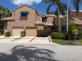 1622 Cypress Pointe Drive 4-11, Coral Springs, FL 33071