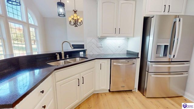 227 Evergreen Garden, Elizabethtown, KY 42701