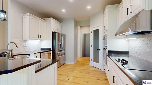 227 Evergreen Garden, Elizabethtown, KY 42701