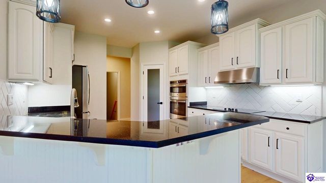 227 Evergreen Garden, Elizabethtown, KY 42701