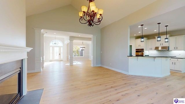 227 Evergreen Garden, Elizabethtown, KY 42701