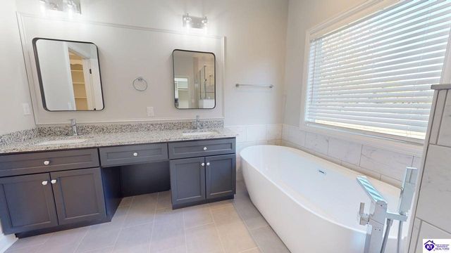 227 Evergreen Garden, Elizabethtown, KY 42701