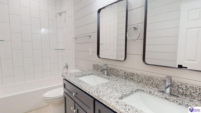 227 Evergreen Garden, Elizabethtown, KY 42701