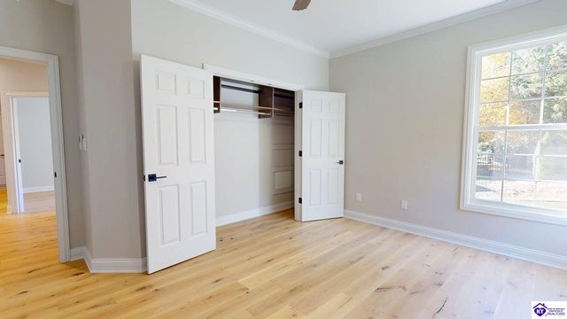 227 Evergreen Garden, Elizabethtown, KY 42701