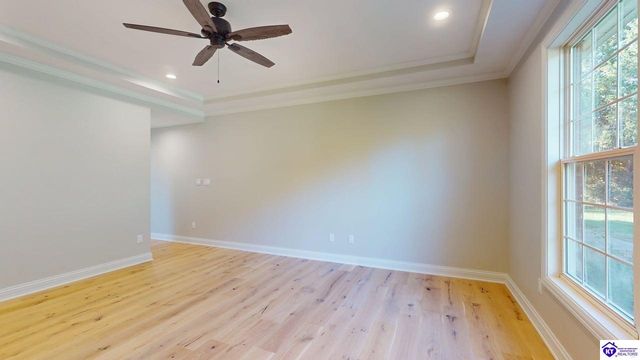 227 Evergreen Garden, Elizabethtown, KY 42701