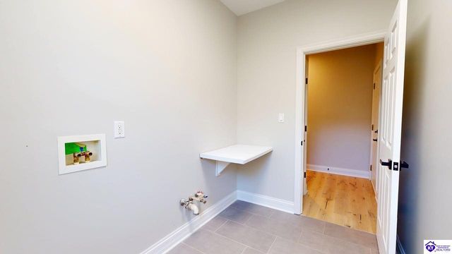 227 Evergreen Garden, Elizabethtown, KY 42701