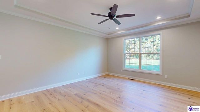 227 Evergreen Garden, Elizabethtown, KY 42701