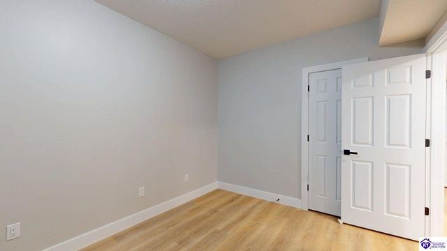 227 Evergreen Garden, Elizabethtown, KY 42701