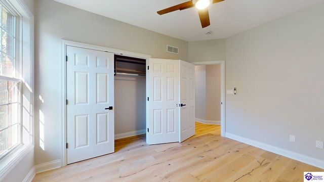 227 Evergreen Garden, Elizabethtown, KY 42701