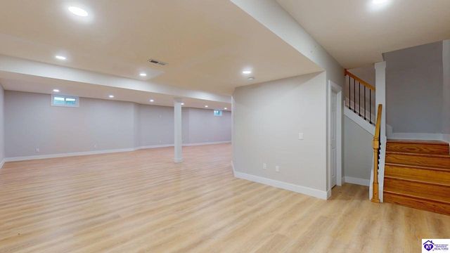 227 Evergreen Garden, Elizabethtown, KY 42701