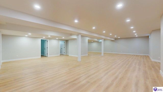 227 Evergreen Garden, Elizabethtown, KY 42701