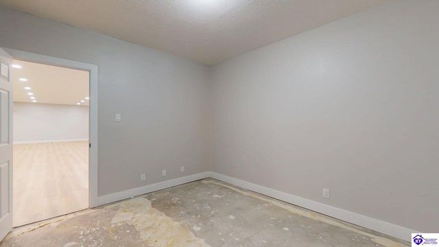 227 Evergreen Garden, Elizabethtown, KY 42701