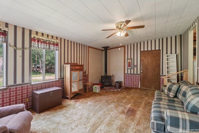 466 Chaparral, Fredericksburg, TX 78624