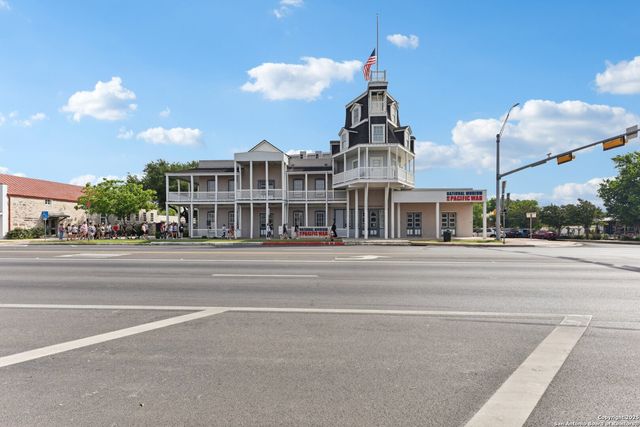 466 Chaparral, Fredericksburg, TX 78624