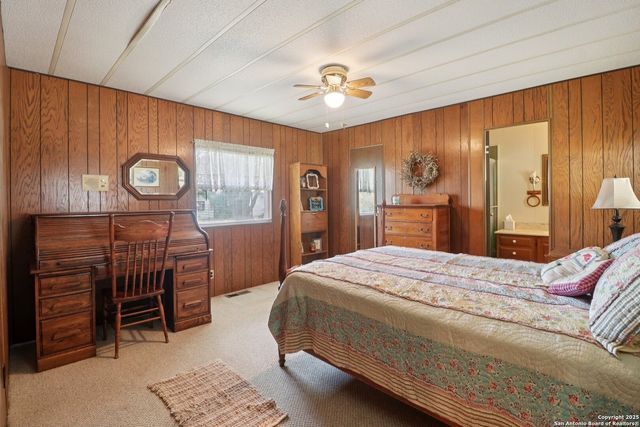 466 Chaparral, Fredericksburg, TX 78624