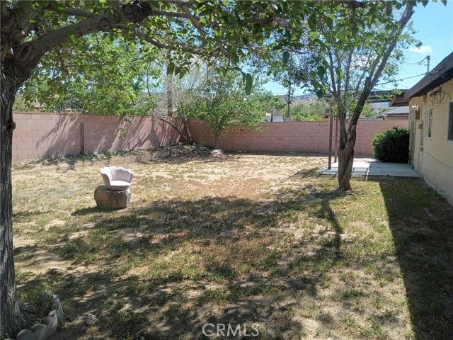 38994 Foxholm Drive, Palmdale, CA 93551