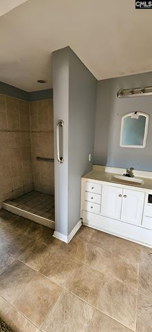 134 Enlow Road, Batesburg, SC 29006