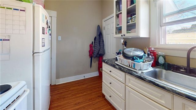 526-528 W Austin Boulevard, Nevada, MO 64772