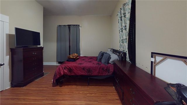 526-528 W Austin Boulevard, Nevada, MO 64772