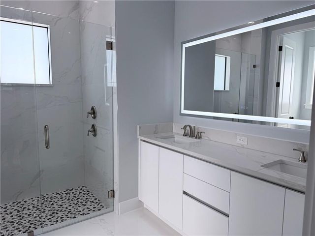 3359 6th AVE SE, Naples, FL 34117