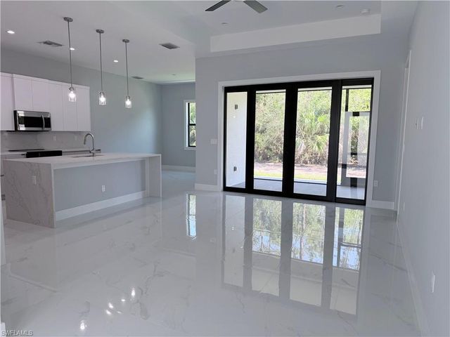 3359 6th AVE SE, Naples, FL 34117