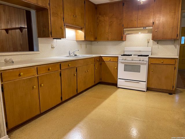 162 Jo Marie, San Antonio, TX 78222