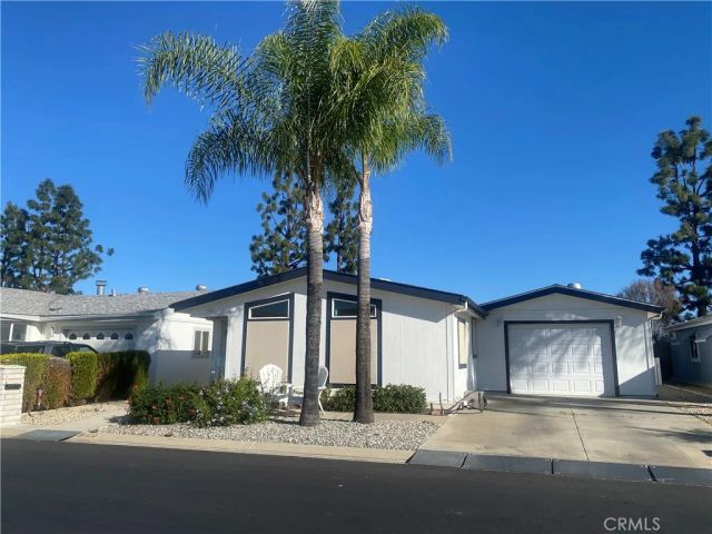 1250 N Kirby 132, Hemet, CA 92545