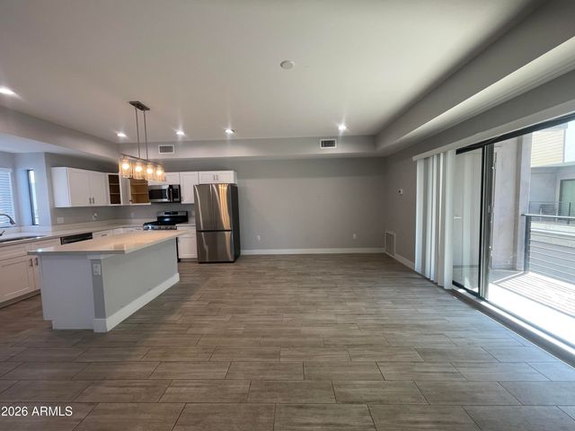 1020 E SPENCE Avenue 1008, Tempe, AZ 85281