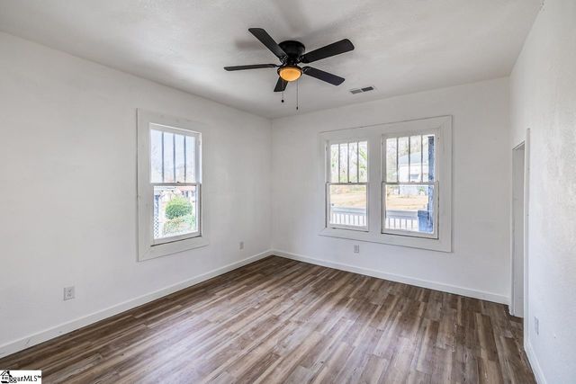 143 Edwards Avenue, Spartanburg, SC 29306