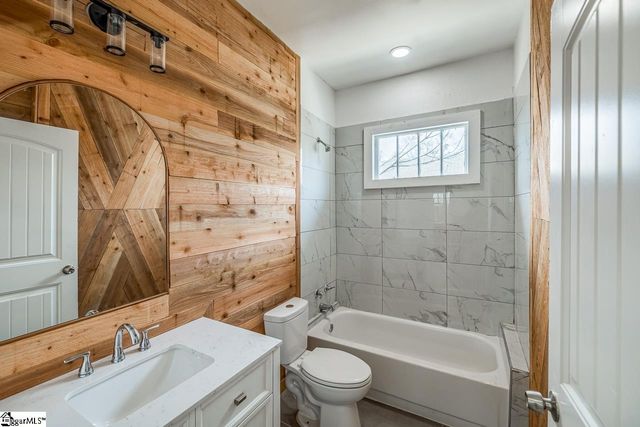 143 Edwards Avenue, Spartanburg, SC 29306