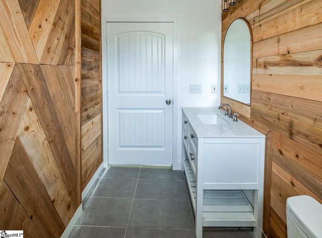 143 Edwards Avenue, Spartanburg, SC 29306