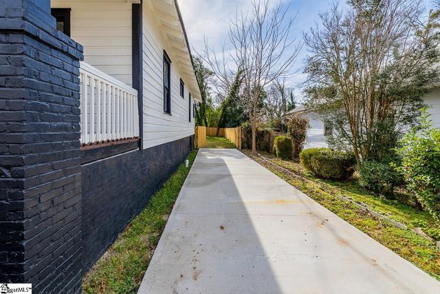 143 Edwards Avenue, Spartanburg, SC 29306