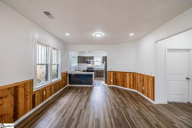 143 Edwards Avenue, Spartanburg, SC 29306