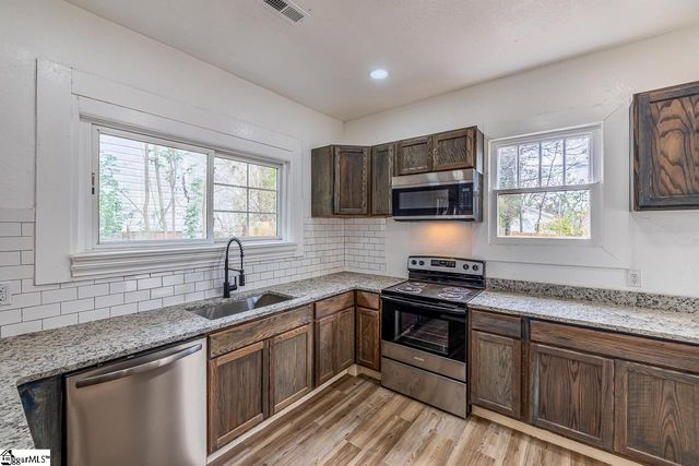 143 Edwards Avenue, Spartanburg, SC 29306