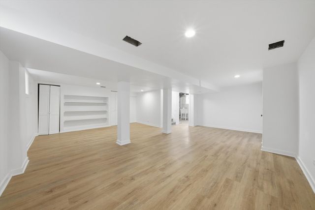 1621 N 73rd Court, Elmwood Park, IL 60707