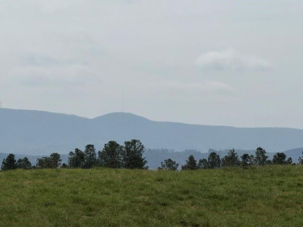 Image 2 of property listing at 1100 Fuller Mountain, Fairmount, GA 30143