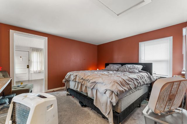 205 Noble Street, La Porte, IN 46350