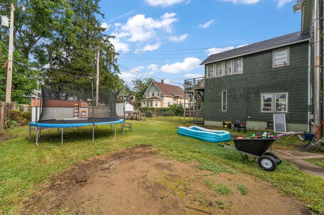 205 Noble Street, La Porte, IN 46350