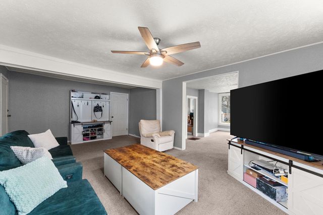 205 Noble Street, La Porte, IN 46350