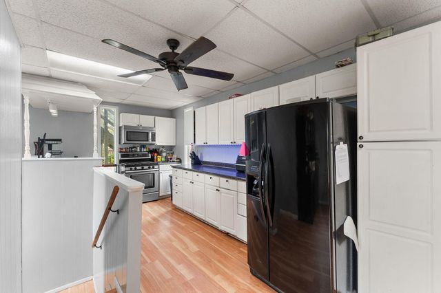 205 Noble Street, La Porte, IN 46350