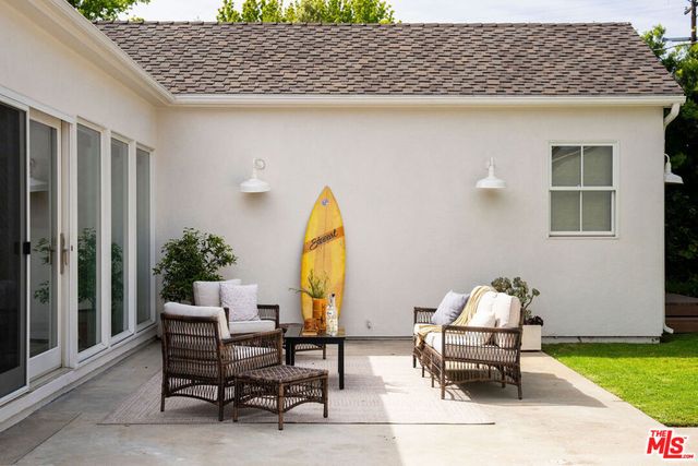 3206 Purdue Avenue, Los Angeles, CA 90066