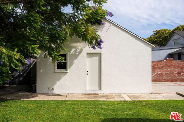 3206 Purdue Avenue, Los Angeles, CA 90066