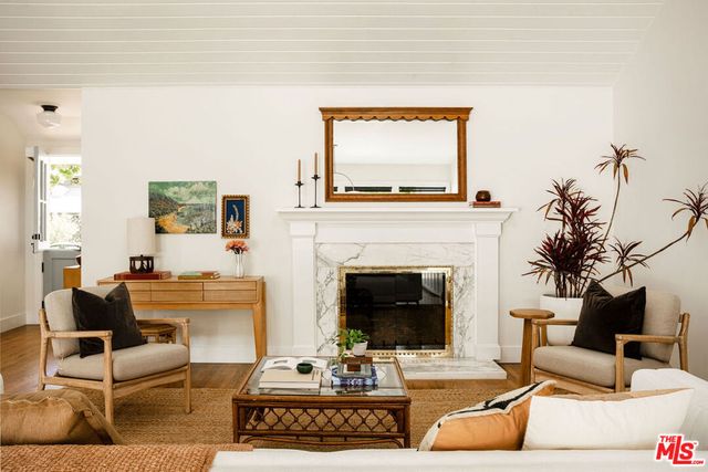 3206 Purdue Avenue, Los Angeles, CA 90066