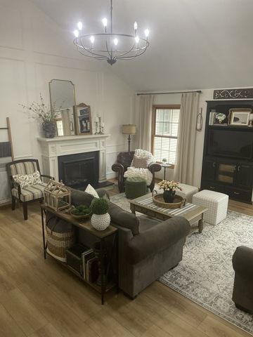 1739 Kingtree Drive, Morris, IL 60450