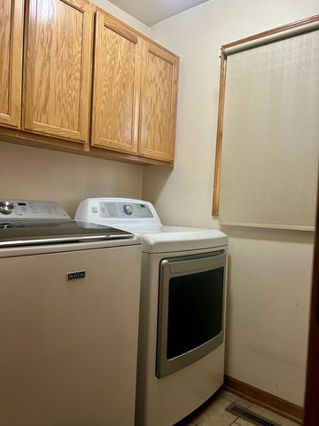 1739 Kingtree Drive, Morris, IL 60450