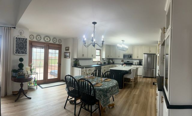 1739 Kingtree Drive, Morris, IL 60450