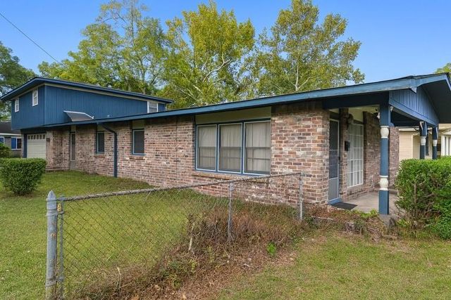 1712 Waterford Street, Mobile, AL 36605