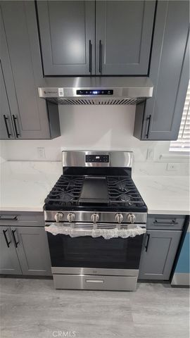 1605 E Santa Ana, Anaheim, CA 92805