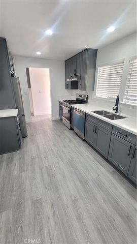 1605 E Santa Ana, Anaheim, CA 92805